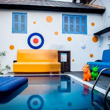 The Living Quarters Hostel 543 시엠리아프 외부 사진
