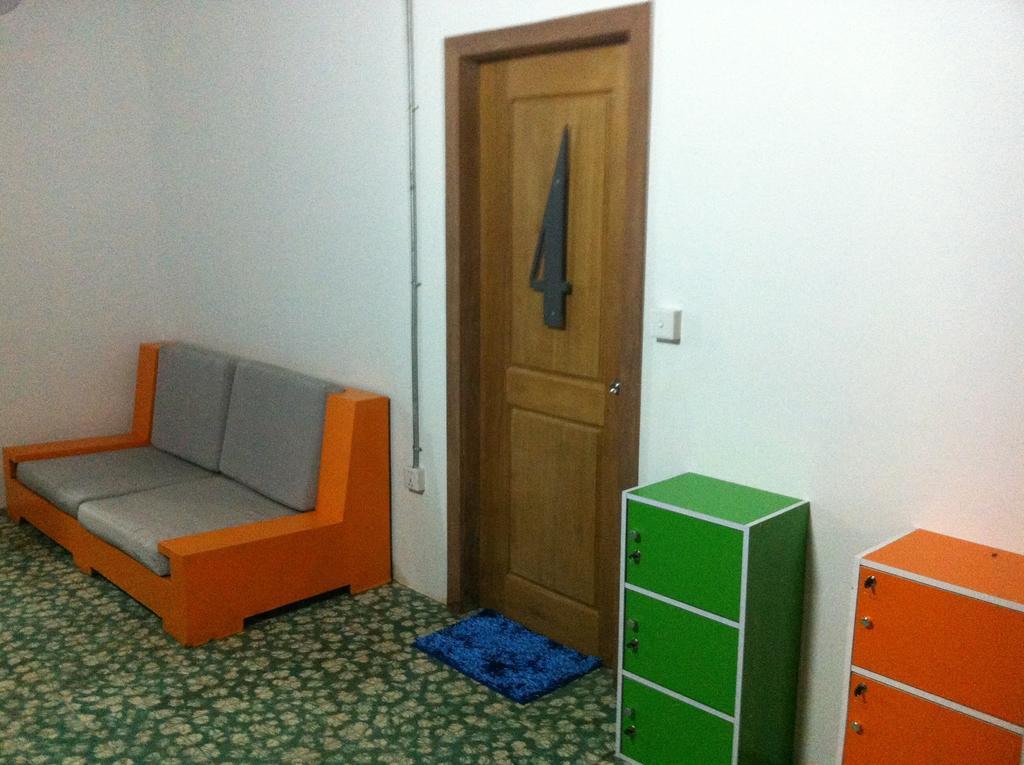 The Living Quarters Hostel 543 시엠리아프 객실 사진