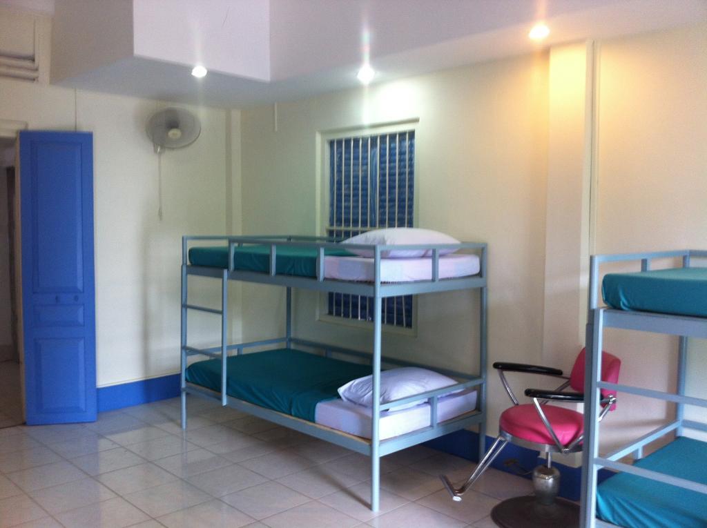 The Living Quarters Hostel 543 시엠리아프 객실 사진