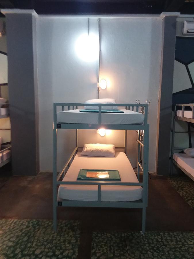 The Living Quarters Hostel 543 시엠리아프 외부 사진